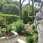 Rosa Panzió Paestum